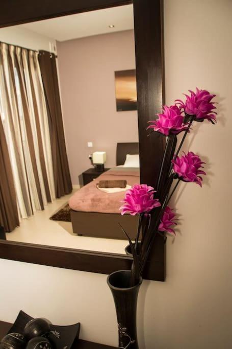 Sunny 2 Bedroom, 2 Bathrooms, Seaside Apt. Apartament